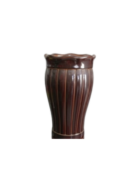 قوارة سيراميك فاخرة بتصميم مضلع ولون بني فاتح حجم وسط