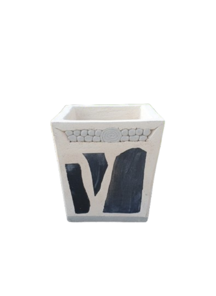 قوارة حجرية كلاسيك شكل مربع حجم كبير